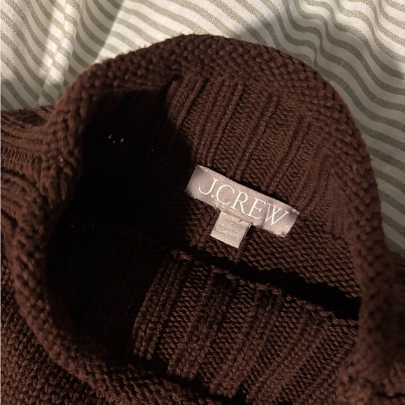 2025 J. Crew rollneck sweater - Picture 2 of 4